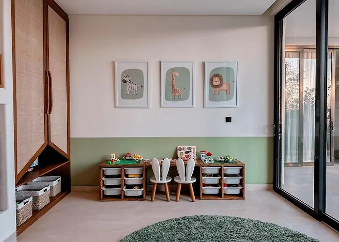 Casa Jomo 5 Bedroom Luxury Seaview With Kids Playroom, Bingin Villa Uluwatu (Bali)