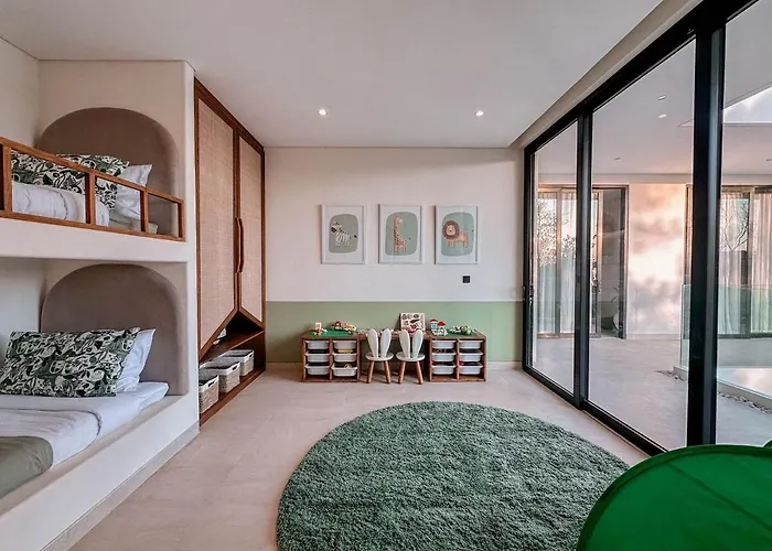 Villa Casa Jomo 5 Bedroom Luxury Seaview With Kids Playroom, Bingin *