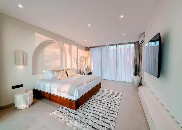 Villa Casa Jomo 5 Bedroom Luxury Seaview With Kids Playroom, Bingin Uluwatu (Bali)