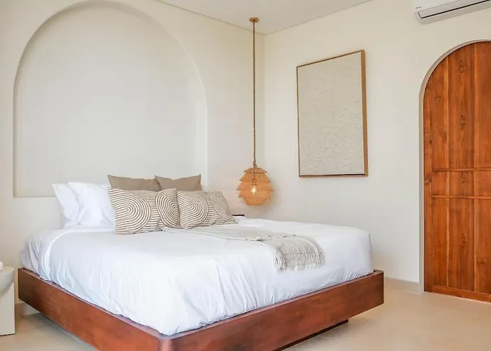 Villa Casa Jomo 5 Bedroom Luxury Seaview With Kids Playroom, Bingin