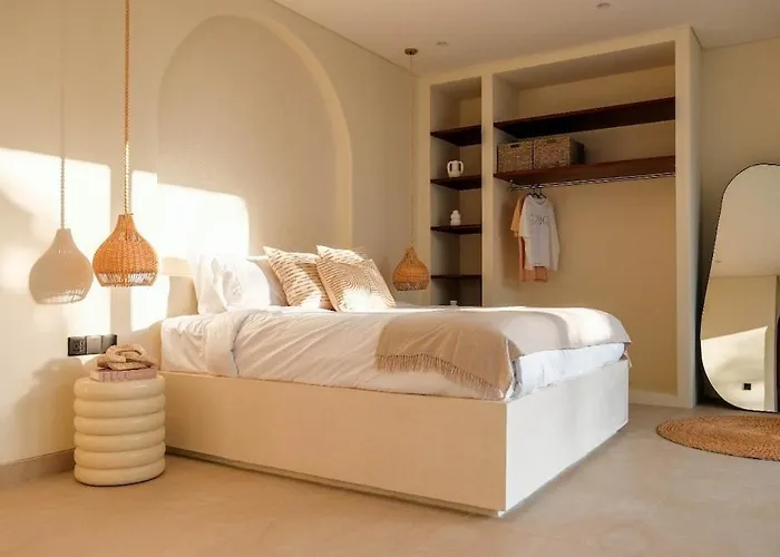 Casa Jomo 5 Bedroom Luxury Seaview With Kids Playroom, Bingin Villa *