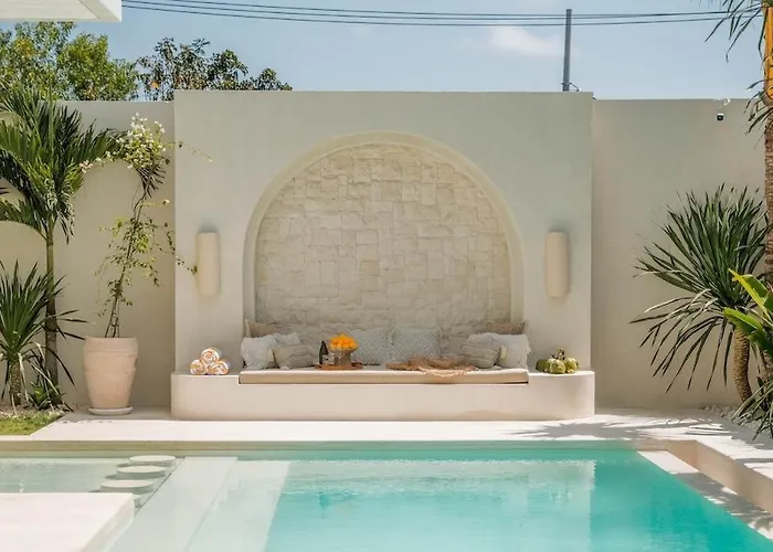 Casa Jomo 5 Bedroom Luxury Seaview With Kids Playroom, Bingin