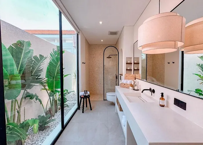 Villa Casa Jomo 5 Bedroom Luxury Seaview With Kids Playroom, Bingin